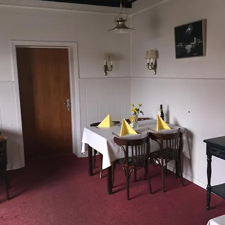 Hotel Taars 3*